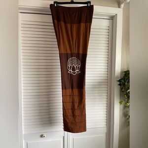 Brown Sz large women’s leggings lotus flower